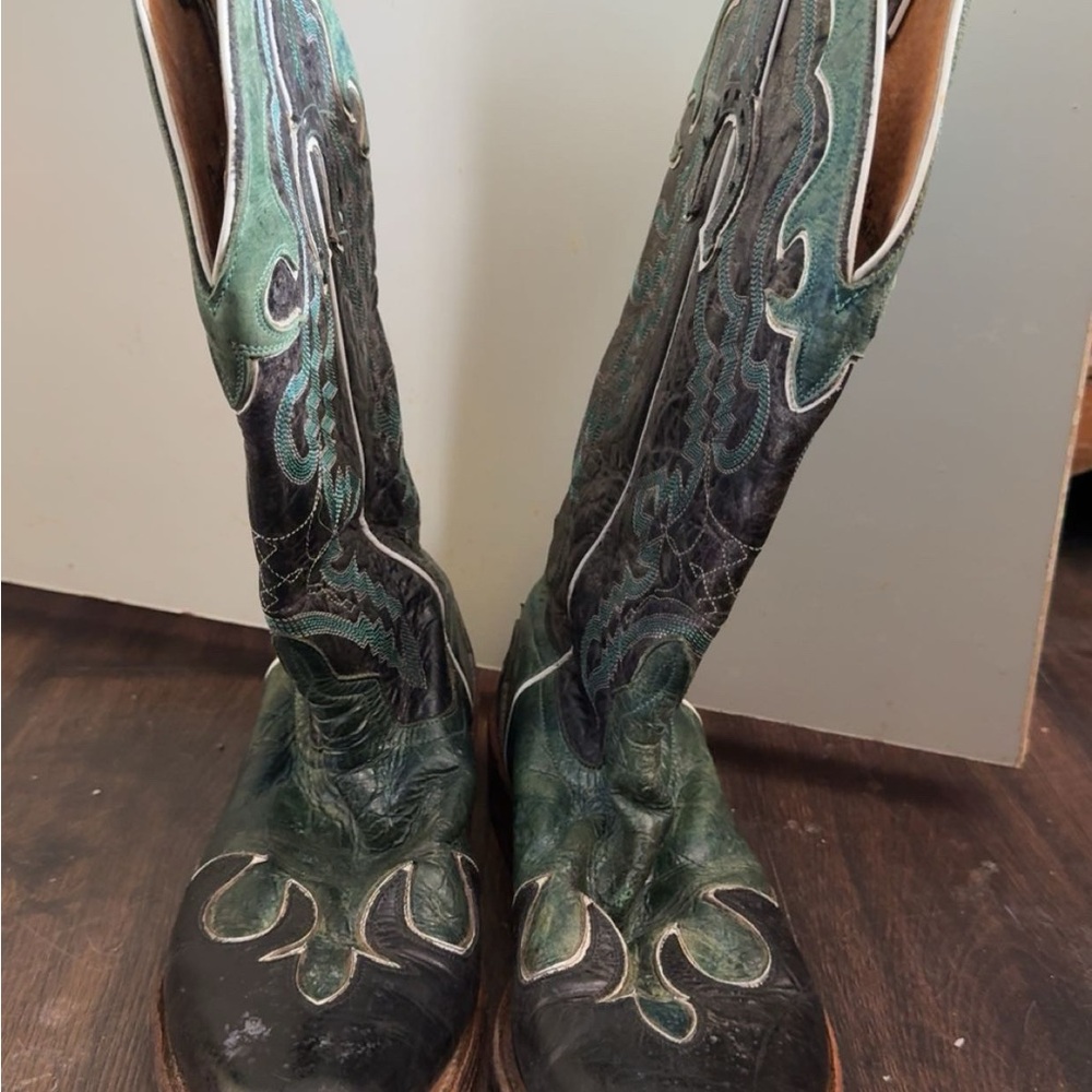 Green and Black Corral Cowboy Boots